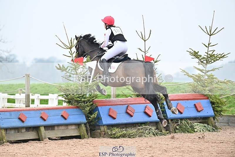 250118-140436-01420 - Cls 3A&B 90cm 13.20 to Coursewalk