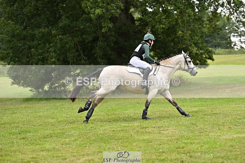 240825X-164659-37615 - 80cm XC 16.30 to 17.30