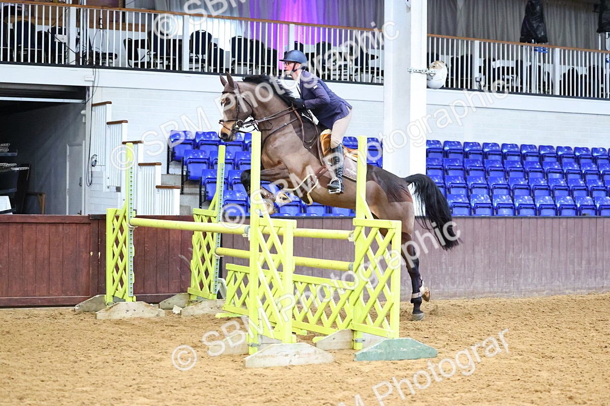 SBM_001008 - Class 4 - Senior Newcomers - 1.10m