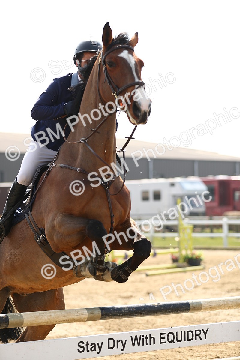 SBM_002331 - Class 9 - Senior Discovery - 1.00m