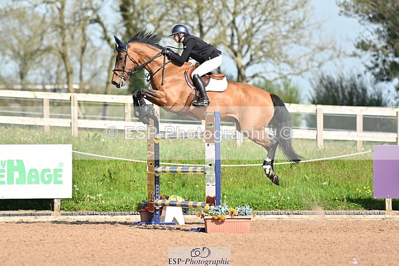 240510A-165329-09320 - Cls 24 National 1.40m Open