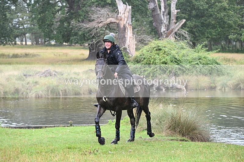 WJ7_9015 - Time at Water 11:53 to 12:23