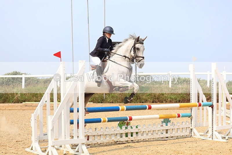 3E7A1343 - Class 4: Senior British Novice/90cm open