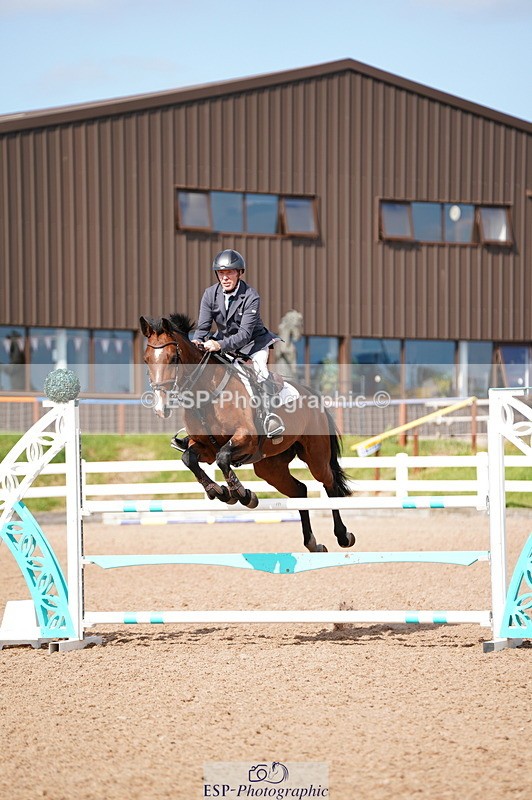 240803A-163806-09312 - Cls 40 Snr 1.15m Open