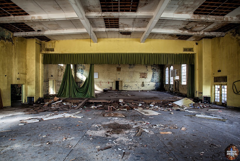  - Dismantling the Dream: The Closure of American Public Schools