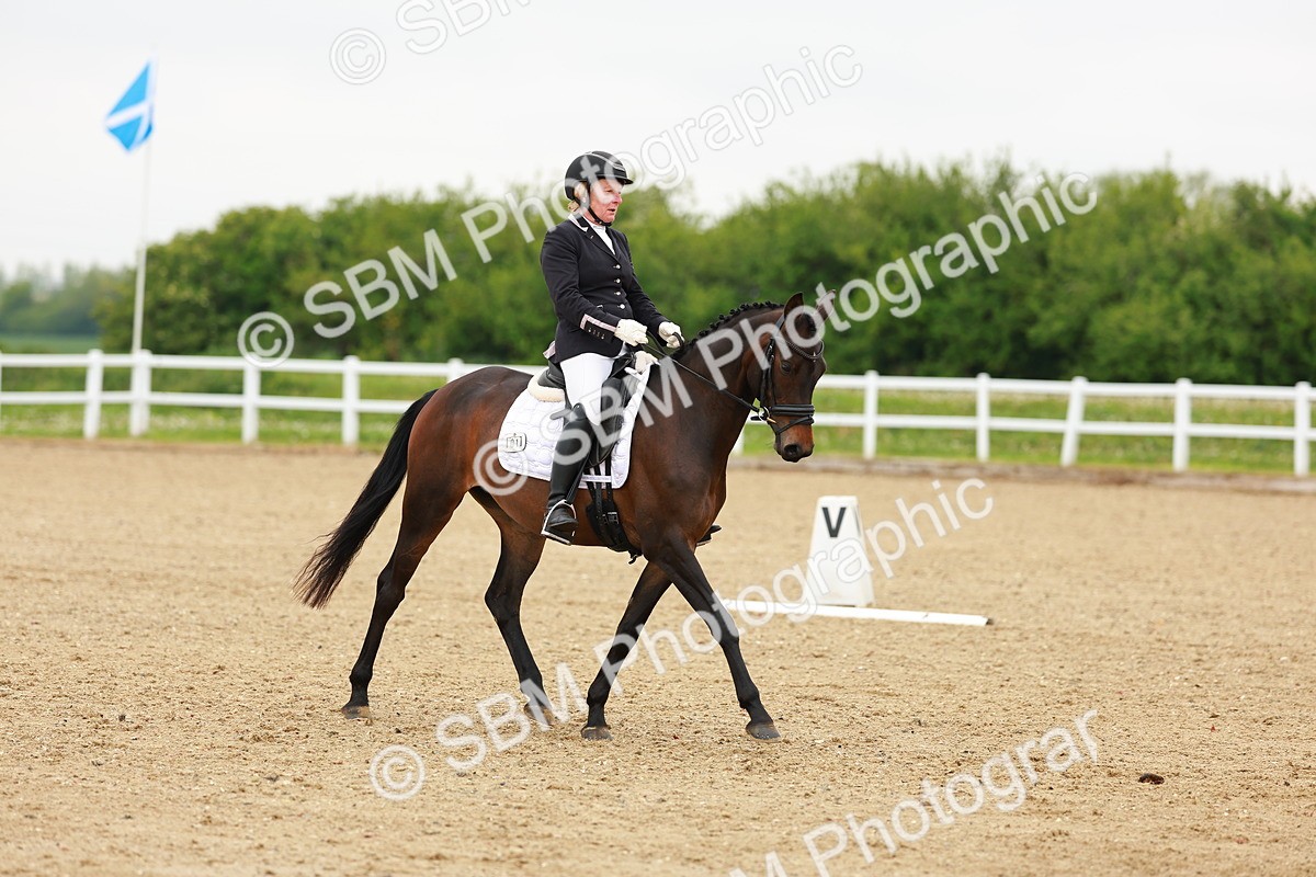 SBM_005349 - Class 16 - Novice 6