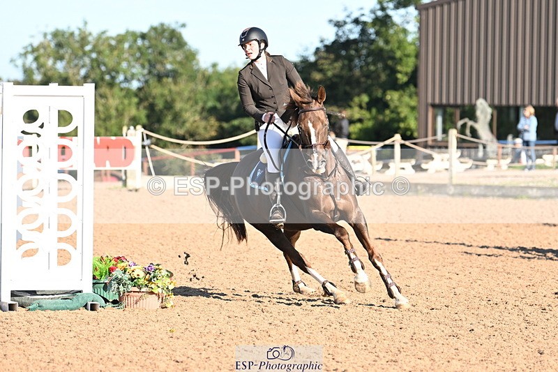 240913A-090504-03152 - Cls 13 Snr 1.05m & 1.10m Open