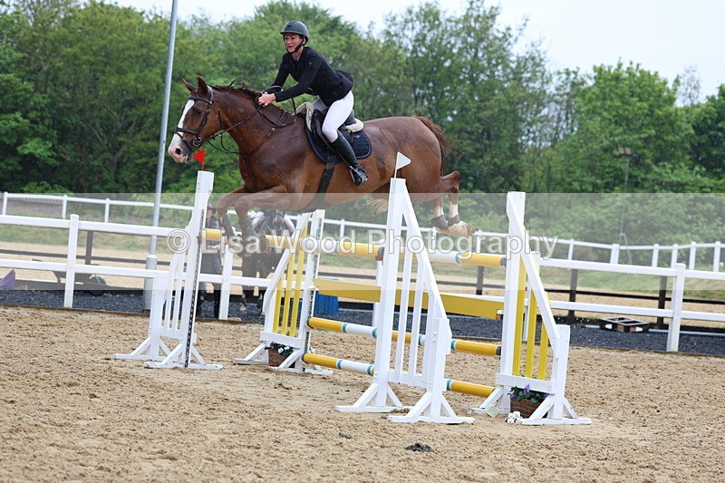 3E7A7572 - Class 9: Senior 1.30m open