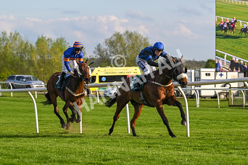 300424-Race 3-Ney-2683 - Race 3