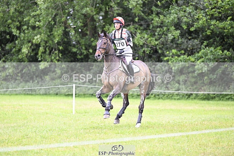 250524A-163748-14582 - C-270-Kento.Nagura-VINCI.DE.LA.VIGNE.JRA