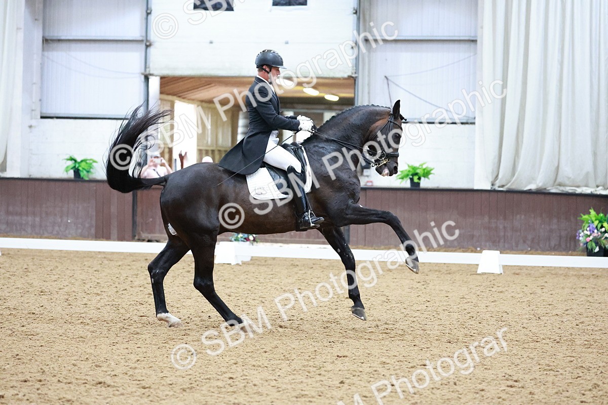 SBM_021447 - Class 14 - FEI Grand Prix - 17.40-18.34