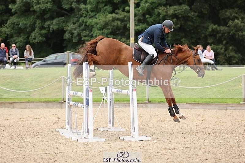 240817-140907-01731 - 05A Snr Newc