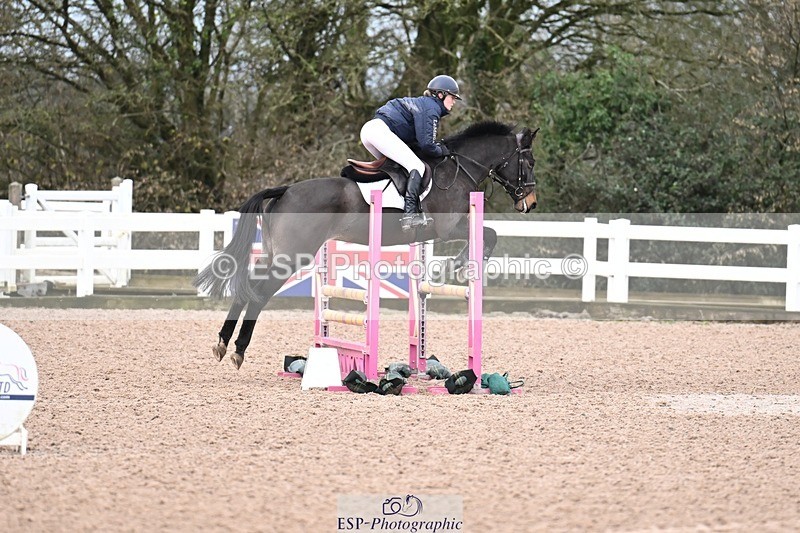 251205-095847-00096 - Cls 2 Snr British Novice and 90cm