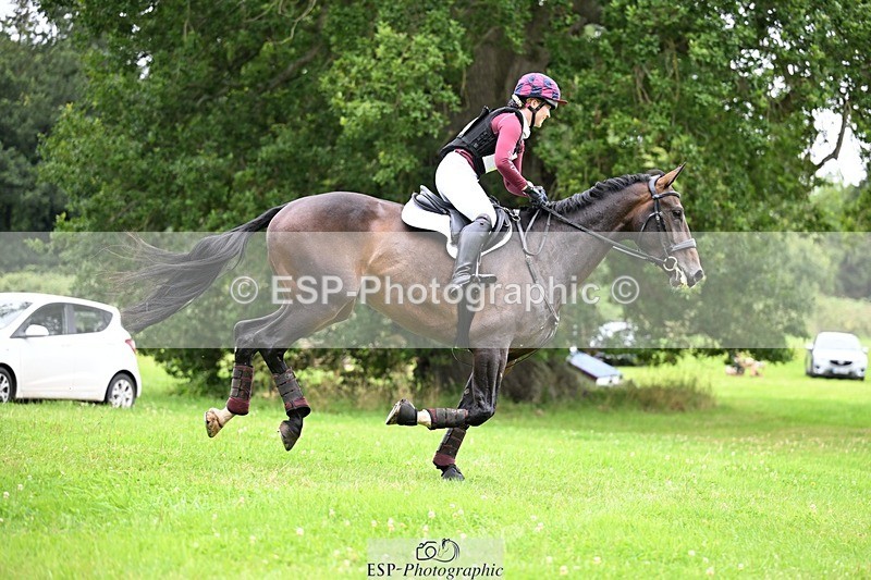 240803-110614-01210 - 056-Ellie_Batten-KING_KASHU