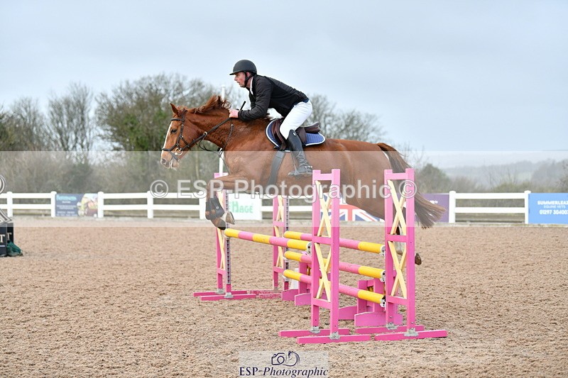 240124A-103115-00113 - Cls 1 British Novice & 90cm Open