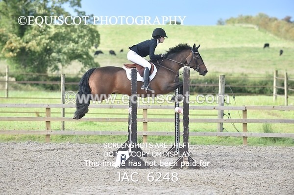 JAC_6248 - CLASS 9 SAT Pony Foxhunter/ 1.10m Open