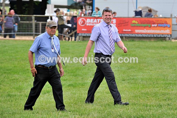 EQUISCOT 9349 - A WEE PEEK AT RHS 2013