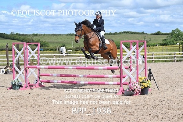 BPP_1936 - CLASS 18 SUN British Novice/ 90cm Open
