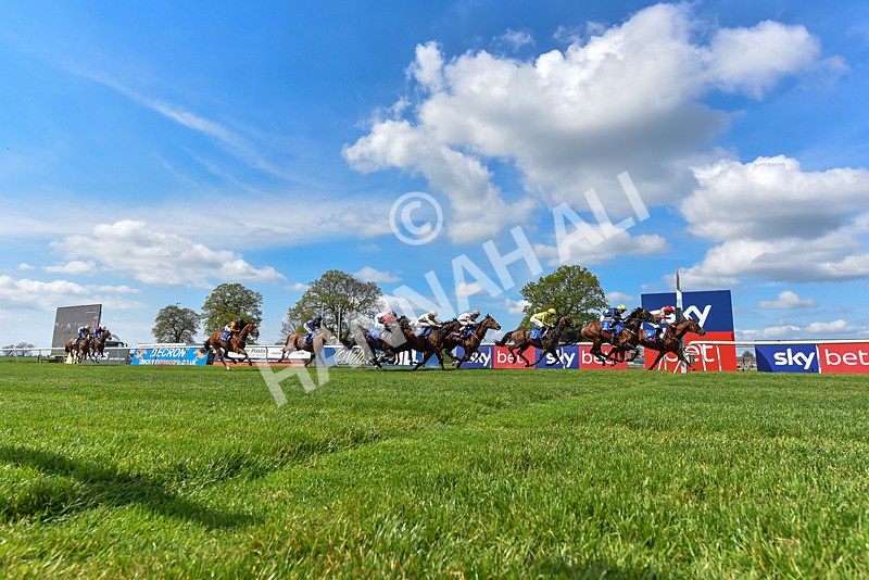 020526-Race 3-Mirsky-7215 - Race 3 2.40pm Sky Bet Thirsk Hunt Cup Handicap