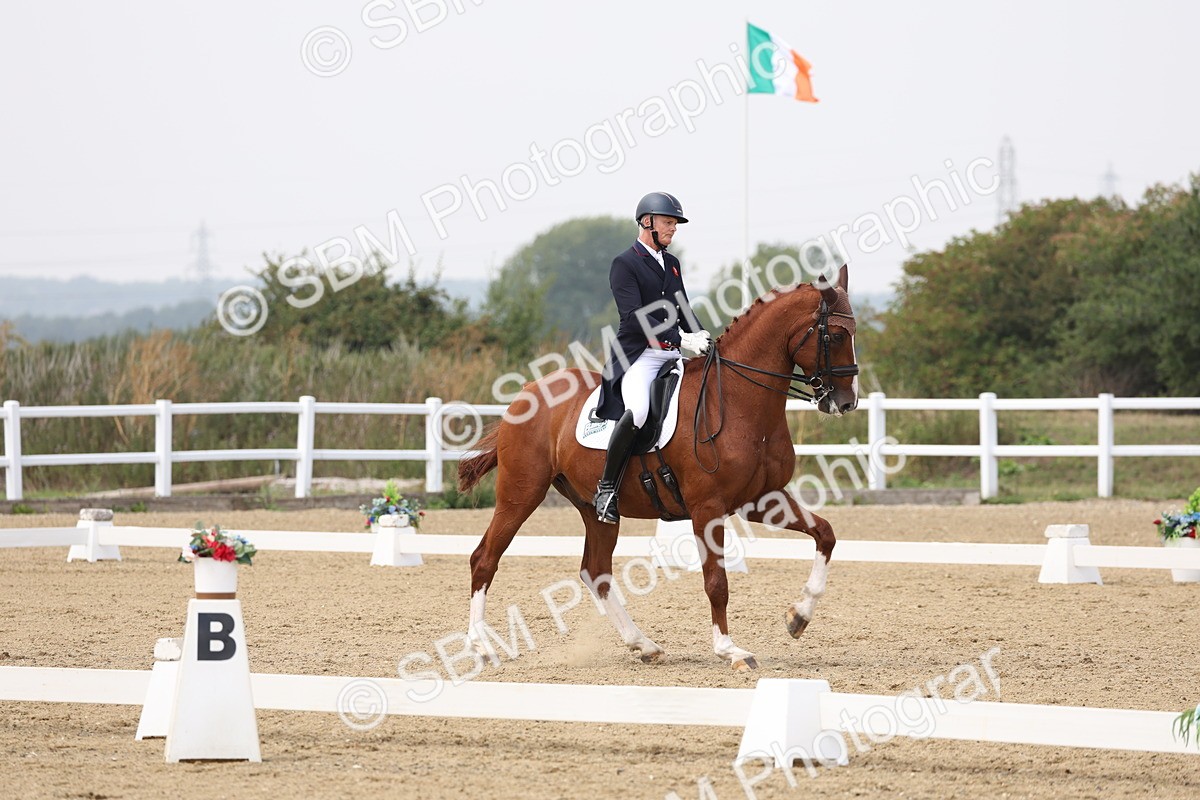 SBM_007402 - Class 9 - FEI INT I - 14.57-15.45