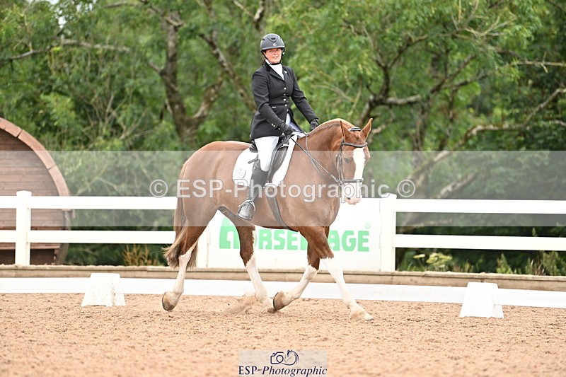 240817A-143403-09486 - 140-Kirsty.Clackworthy-Stitch.1