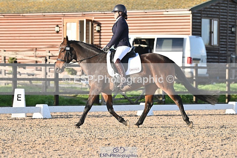 231105-151115-03014 - Cls 4 Novice 24 15.24 to 16.35 break