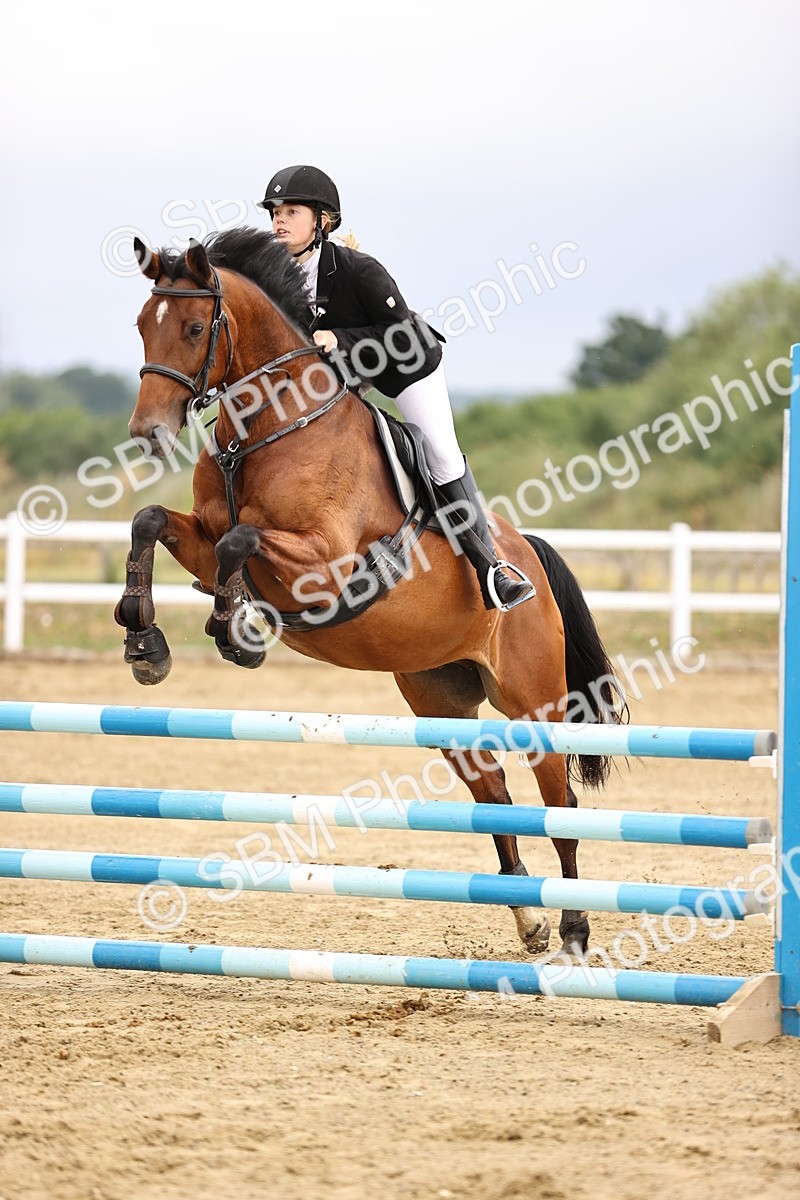 SBM_024752 - Class 9 - Senior British Novice - 90cm
