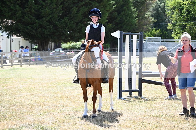 WJ6_6047 - Class 13 Novice 60cm