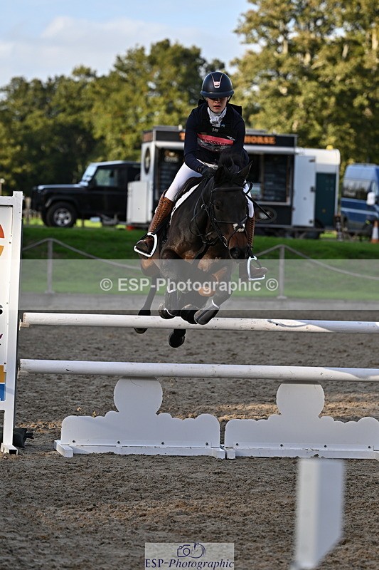 251005A-170246-05259 - Cls 11 Open 1m-1.05m