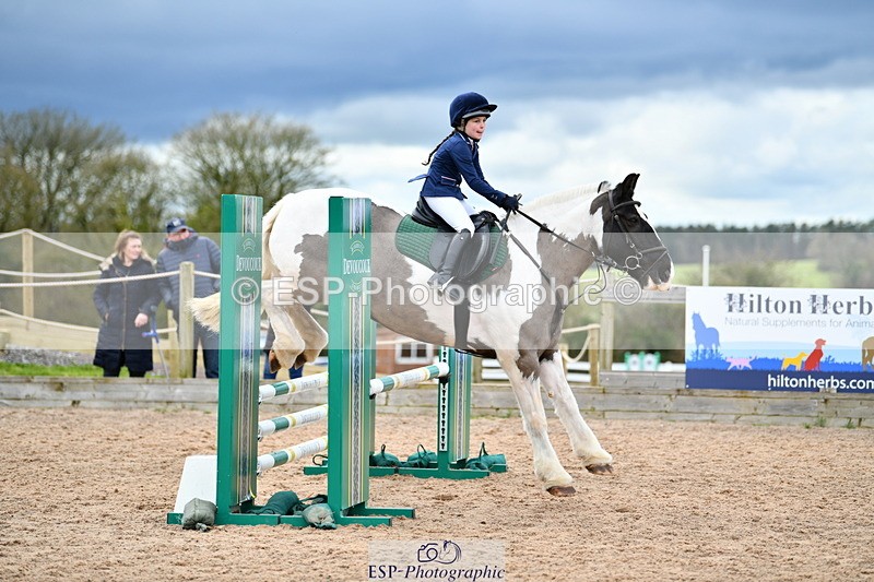 240310A-122229-02657 - Cls 18+19 Club and Schools 80cm