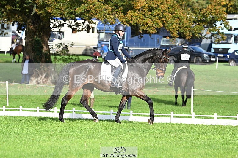 251023A-103242-02522 - G-507-Dominique.Kinnaird-Ainley