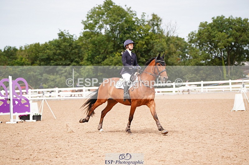 240803A-140820-08403 - Cls 38 1.05m Amateur Qualifier