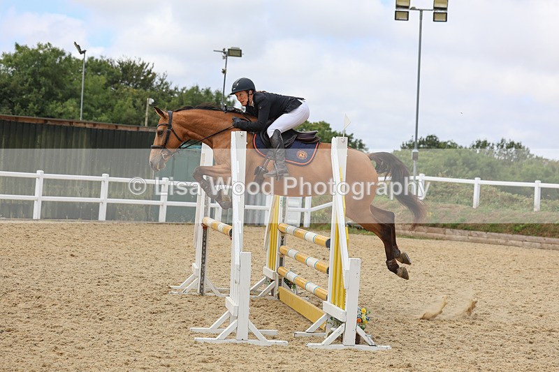 3E7A4858 - Class 4: Senior British Novice/90cm open