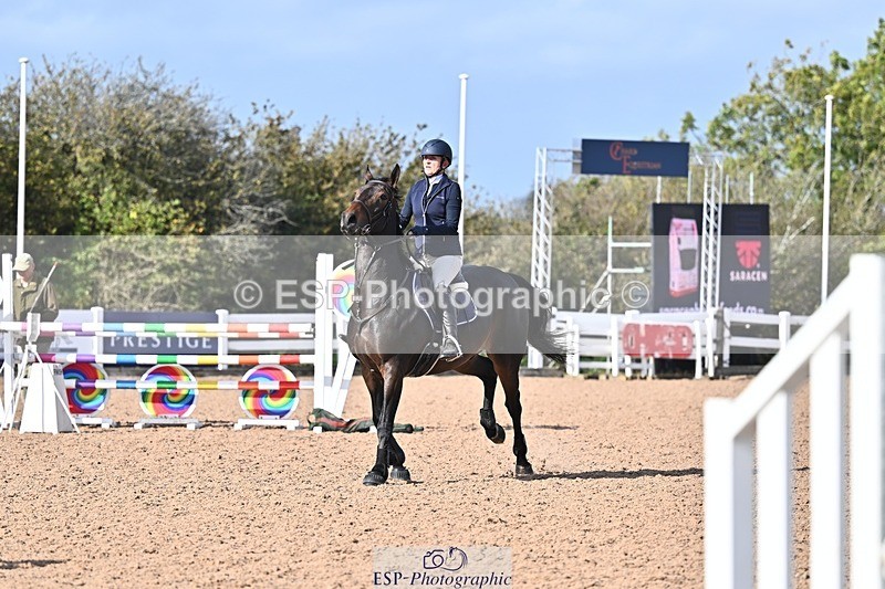261014-131834-00624 - Cls  05 Snr Newcomers & 1.10m Open