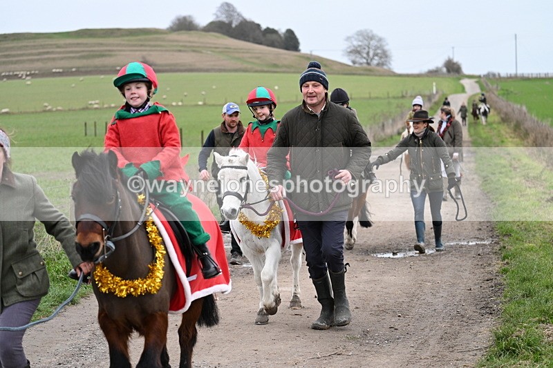 WJ7_1386 - Walk Home