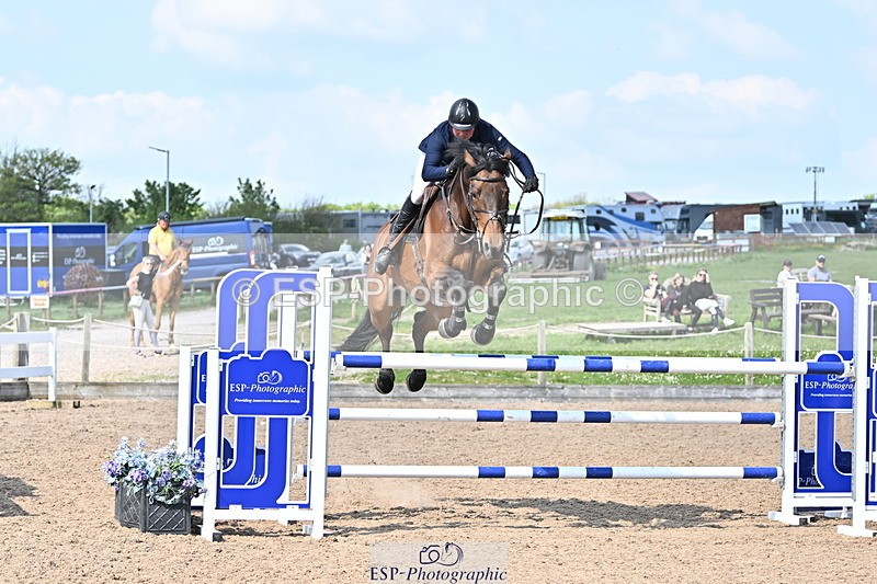 240509A-155340-03430 - Cls 12 Chard Equ Speed Derby