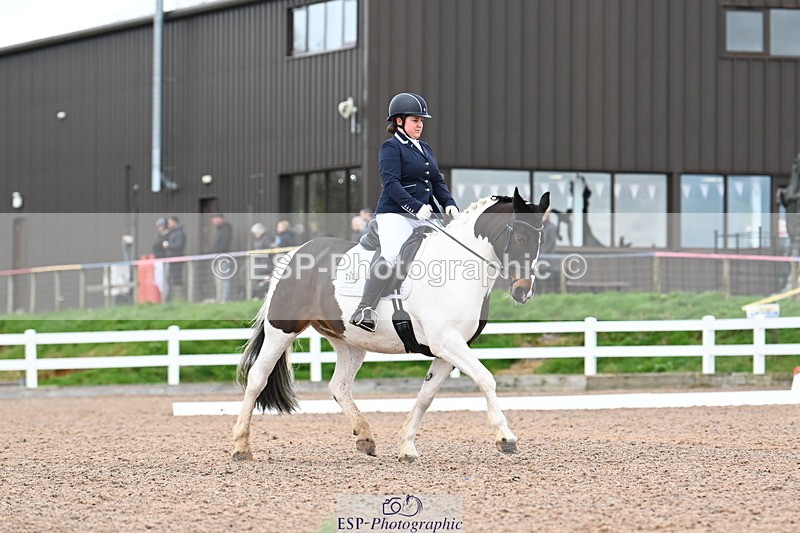 240218A-134017-07900 - 260-Lauren.Picknett-Bonnie.V