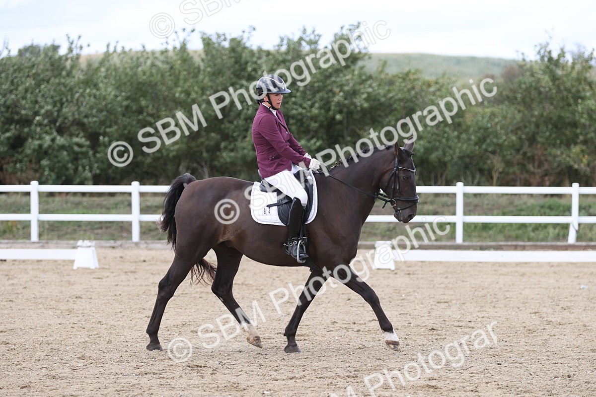 SBM_003842 - Class 9 - Novice 3 Champs