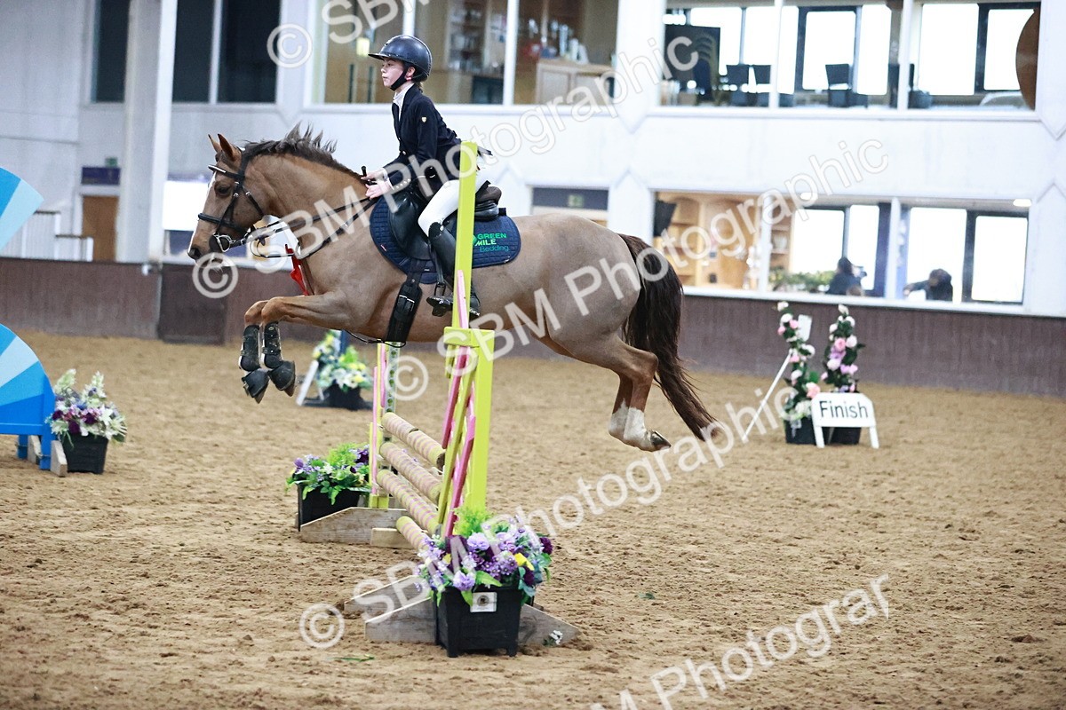 SBM_001786 - Class 9 - Pony Intro 75cm