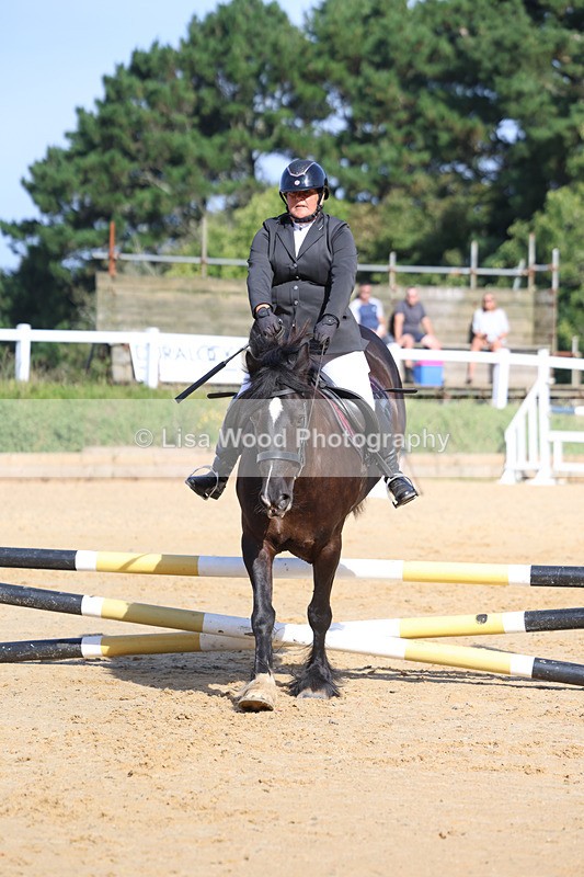 3E7A0774 - Class 4 and 5: 60cm Juniors and Seniors