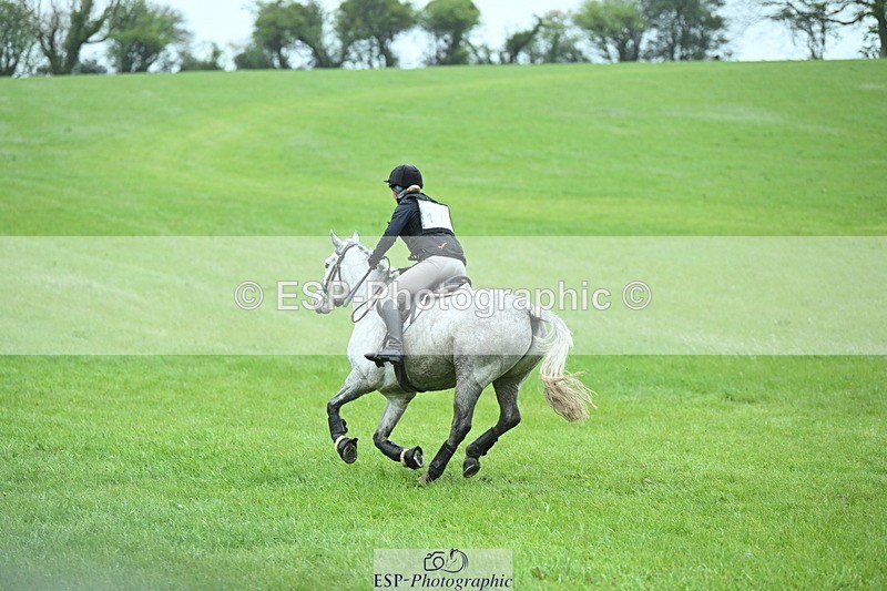 250418-145743-05078 - 170-Emma.Langfjord-Friend-MOUNTROSS.FIONN