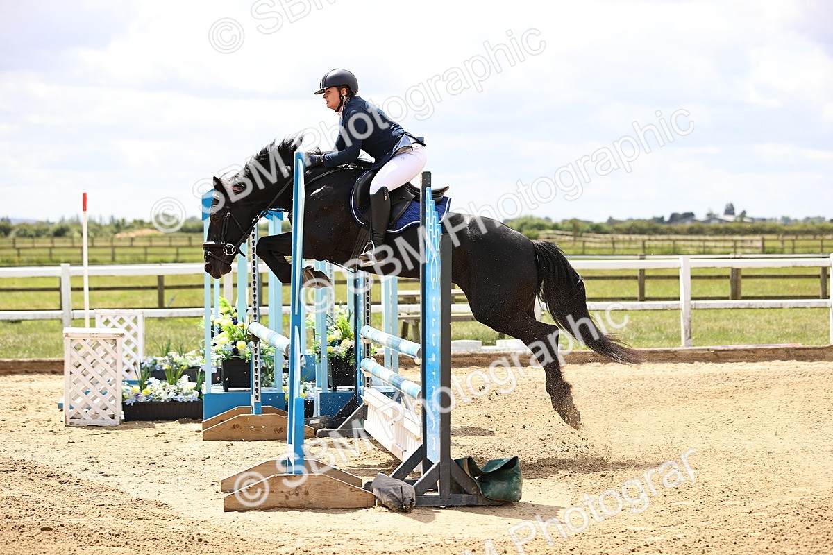 SBM_007929 - Class 3 - 90cm showjumping