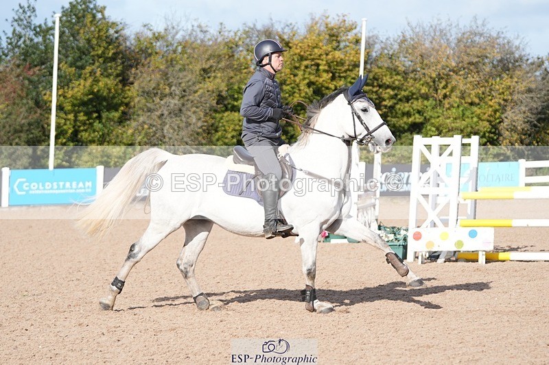 251005-103712-02590 - Cls 22 British Novice and 90cm