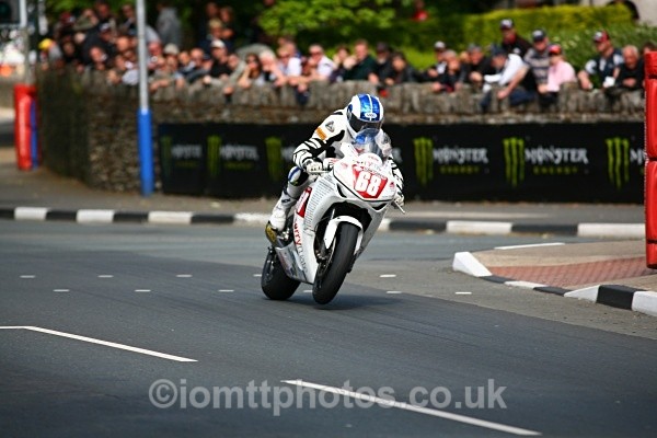  - Senior Race - TT 2010