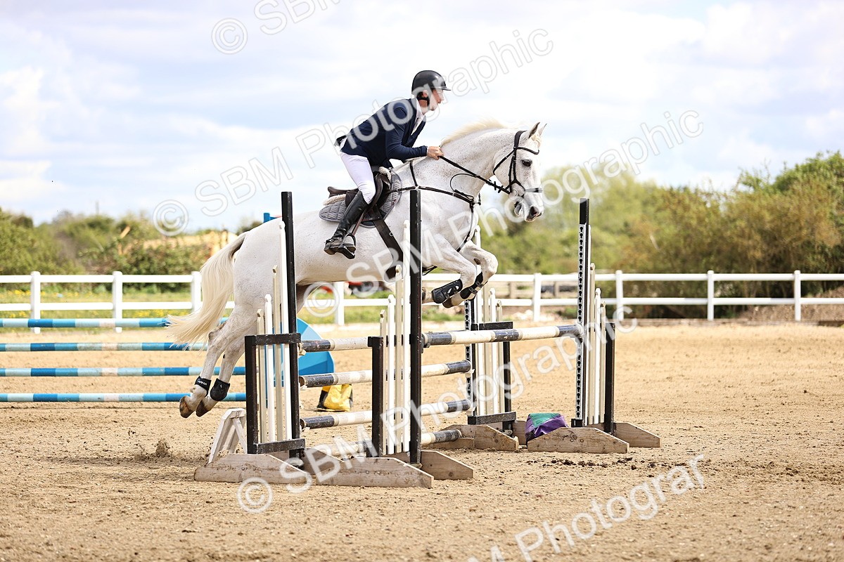 SBM_003798 - Class 16 - Senior Discovery - 1.00m