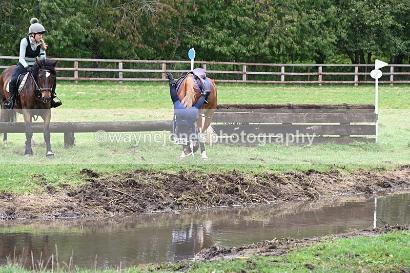 WJ6_5884 - Time at Photographer 12:31 to 12:40