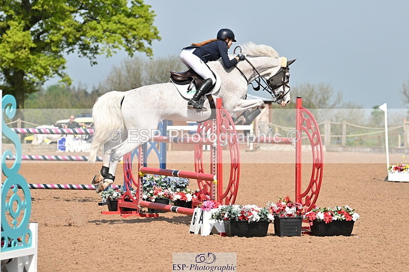 240512A-105122-17396 - Cls 48 National 1.30m Open