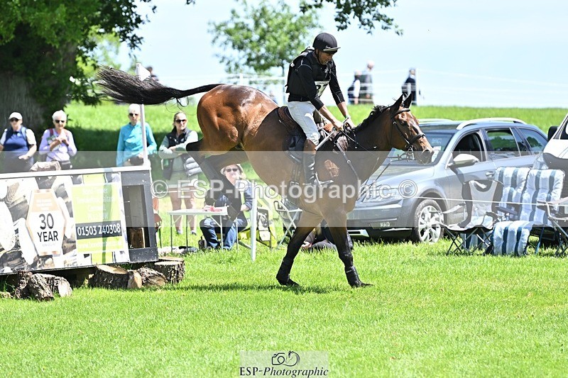 240525-123601-14123 - 379-TREBIFFIN-Neil_Fox