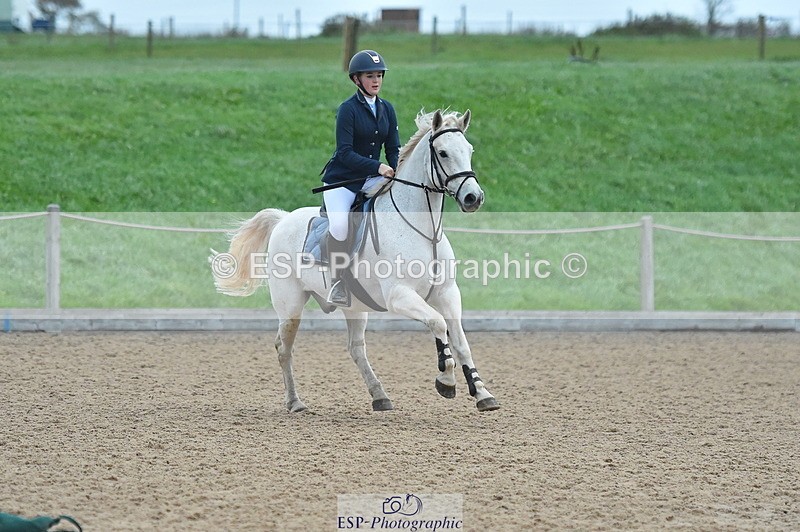 231119A-095344-04463 - Sun Cls 17+18 Club and Schools 70cm