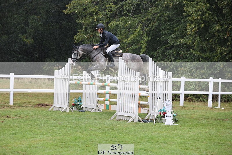 250830A-132841-06680 - Cls 16 Snr Newcomers and 1.10m Open